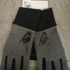 Nike Black and Gray Men's Gloves